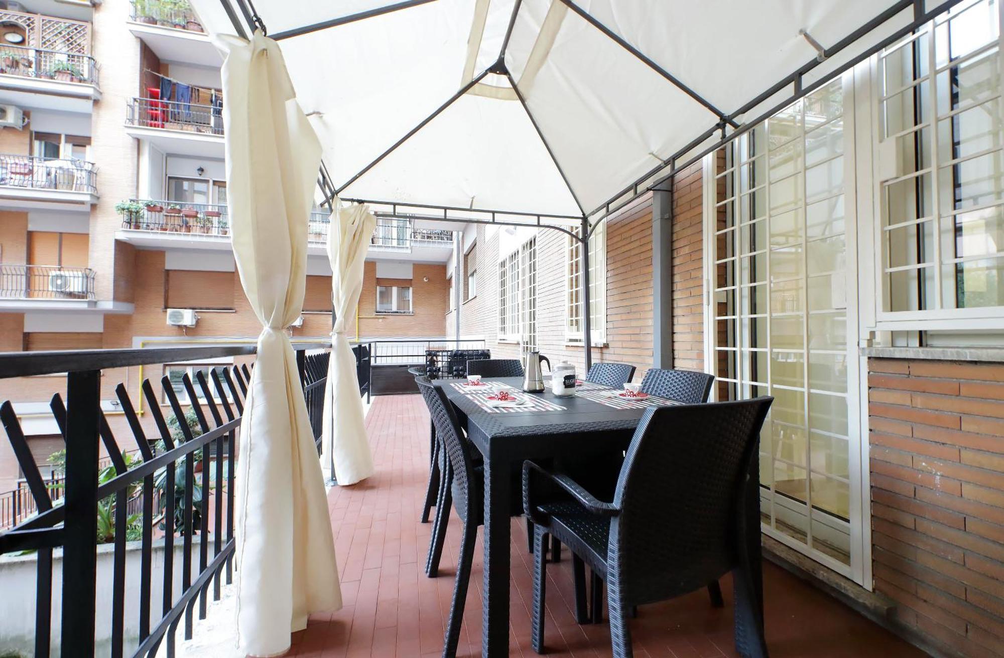Lovely Apartment With Terrace Near The Vatican روما المظهر الخارجي الصورة